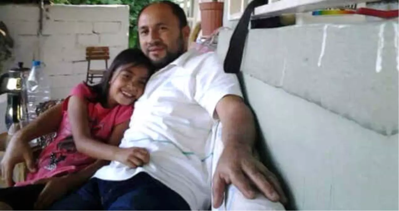 Denizli\'de Eşi ve 12 Yaşındaki Kızını Boğarak Öldüren Baba, İntihar Etti!