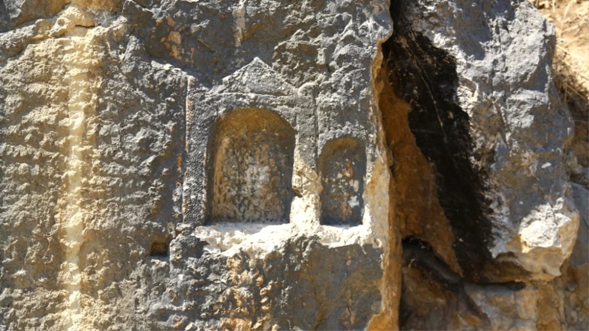 Gölyazı\'daki İstiridye Kabukları Tarihe Işık Tutuyor
