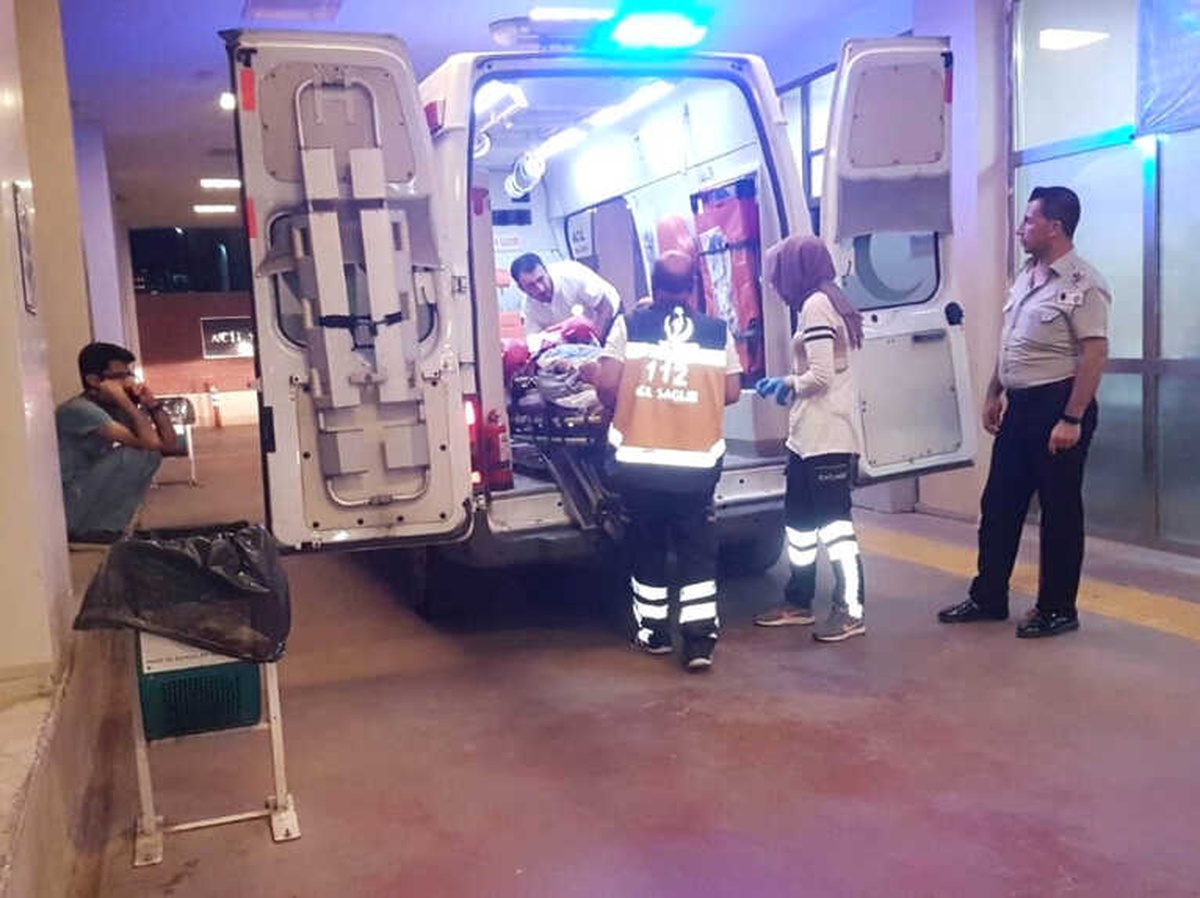Otomobil ile Motosiklet Çarpıştı: 2 Yaralı