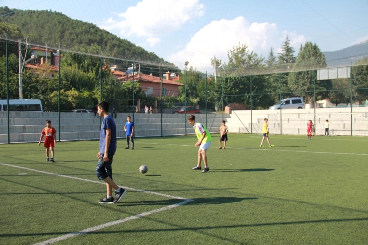 Şaphane\'de Futbol Turnuvası