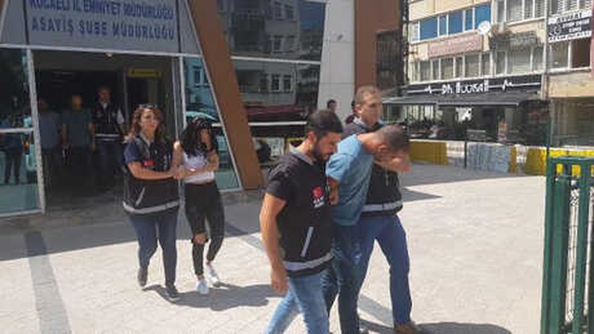 Esnafın İhbarı, Fuhuş Şebekesini Çökertti
