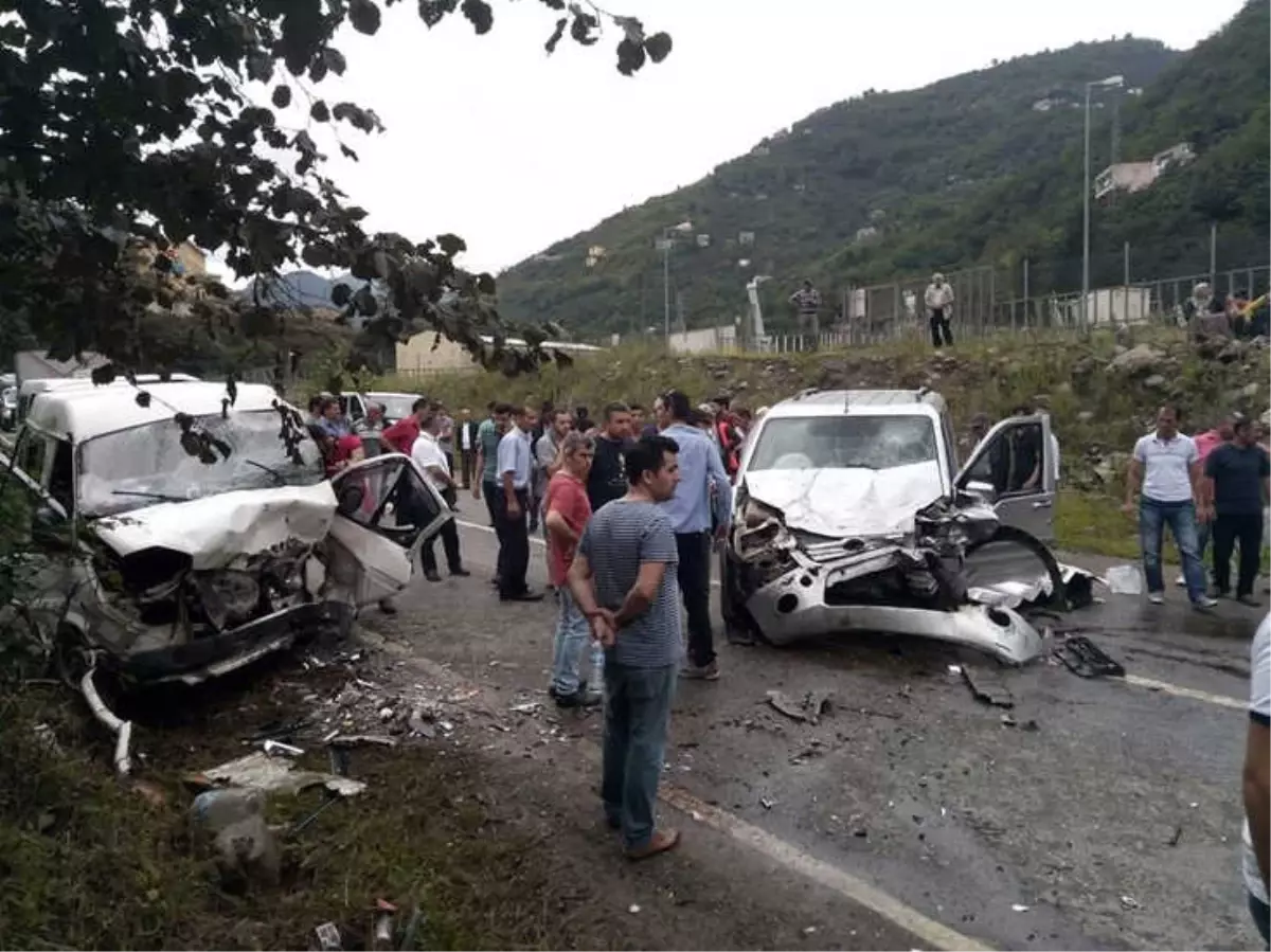 Giresun\'da Trafik Kazası: 1 Ölü, 3 Yaralı