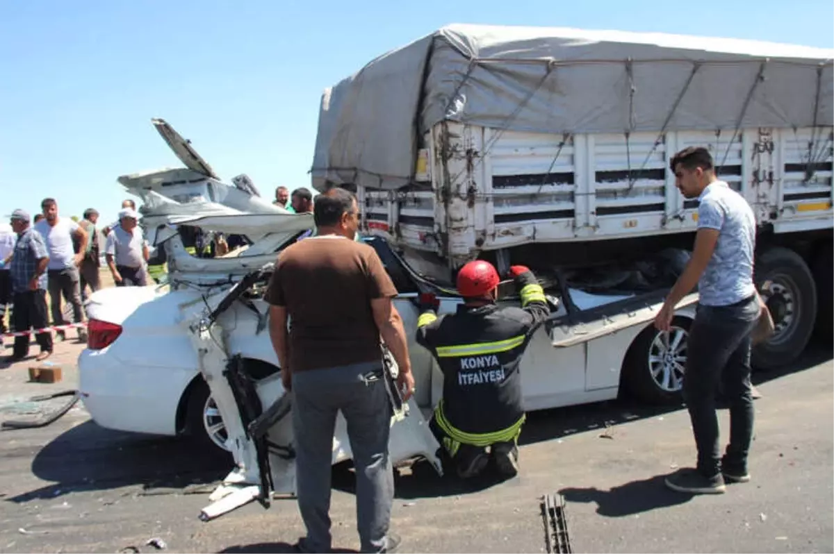 Otomobil Tıra Ok Gibi Saplandı: 2 Ölü, 2 Ağır Yaralı