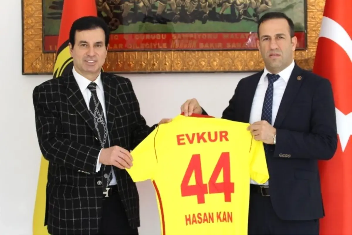 Yeni Malatyaspor İsim Sponsoruyla Yeniden Anlaştı