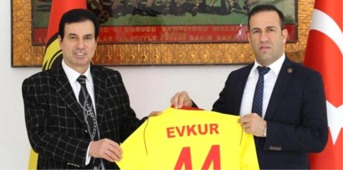 Yeni Malatyaspor İsim Sponsoruyla Yeniden Anlaştı