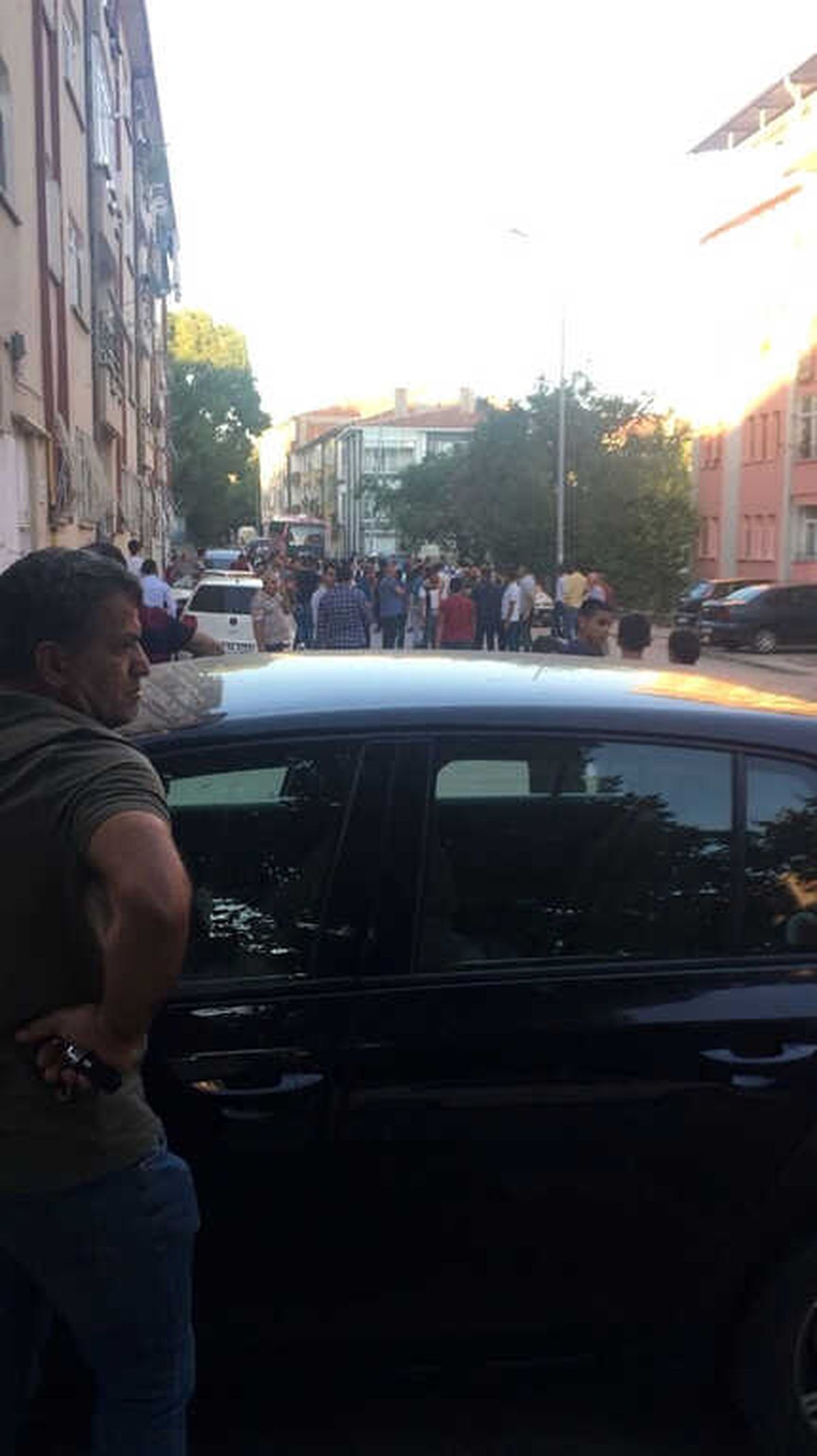 Başkent\'te İki Grup Arasında Taşlı Sopalı Kavga