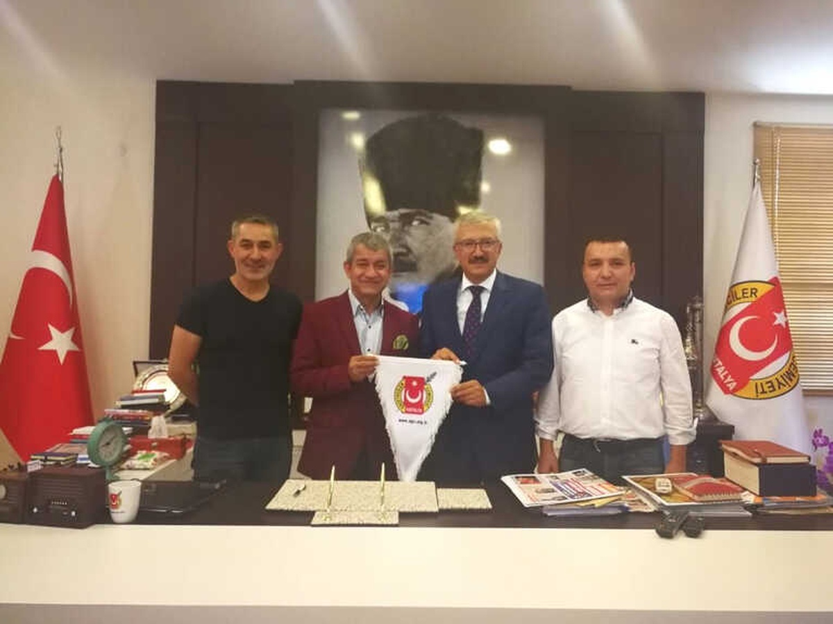 Başsavcı Solmaz\'dan Agc\'ye Veda Ziyareti