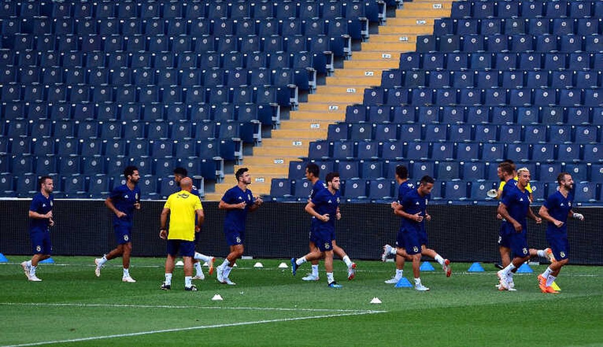 Fenerbahçe, Benfica Maçına Hazır