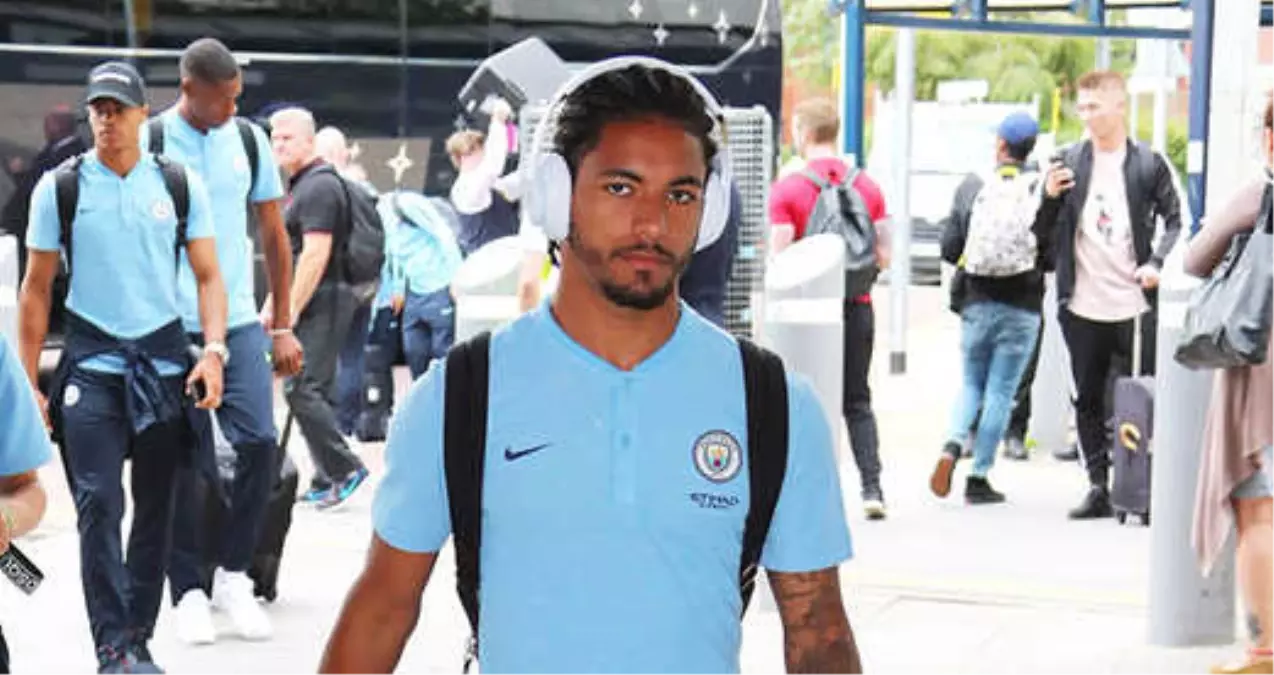 Galatasaray, Manchester City\'den Douglas Luiz\'i İstiyor