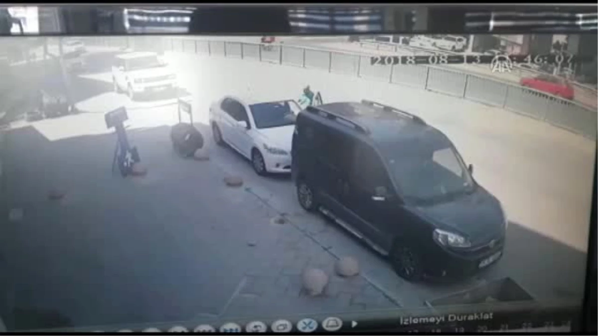 Kadıköy\'de Trafik Kazası - İstanbul