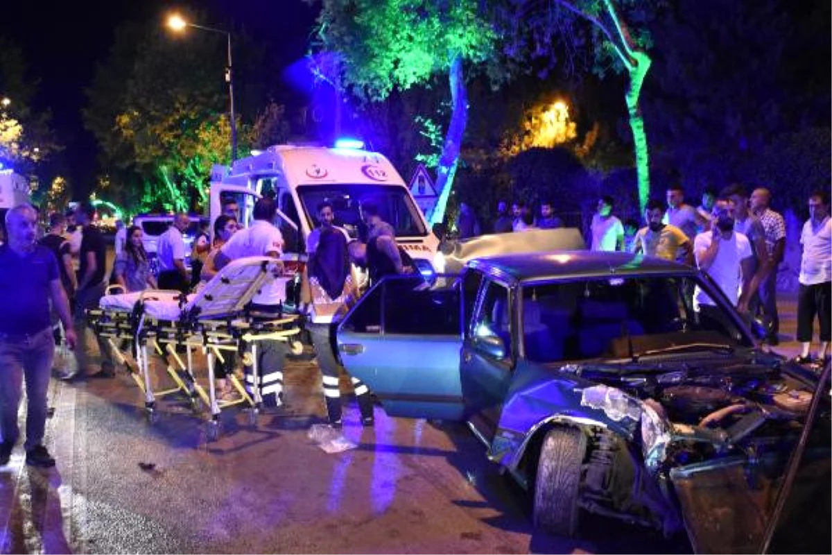 Malatya\'da Zincirleme Kaza: 3 Yaralı