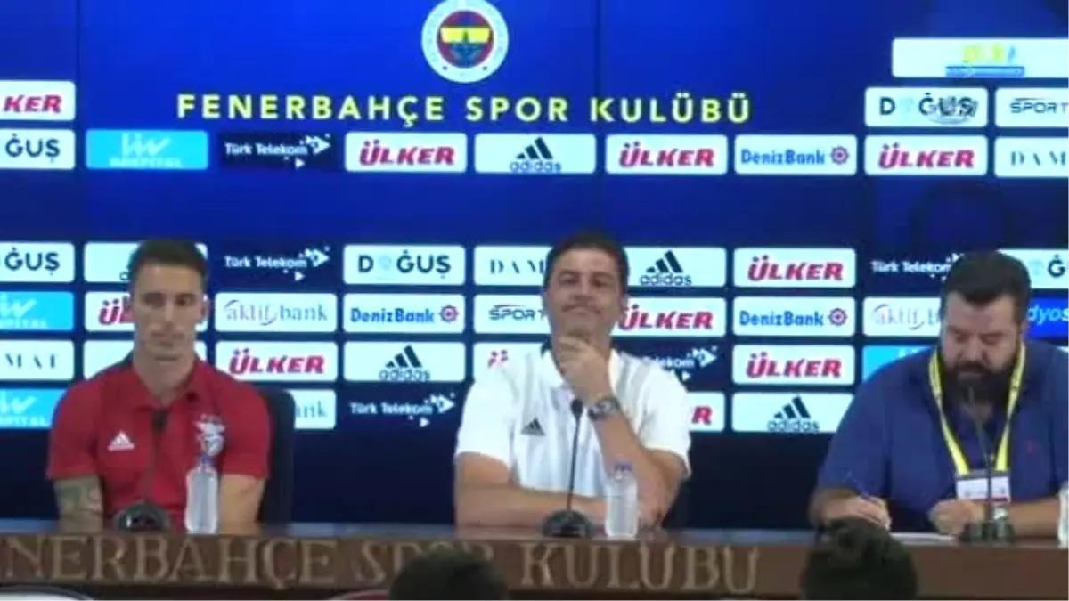 Rui Vitoria: "Kazanmak İçin Sahaya Çıkacağız"