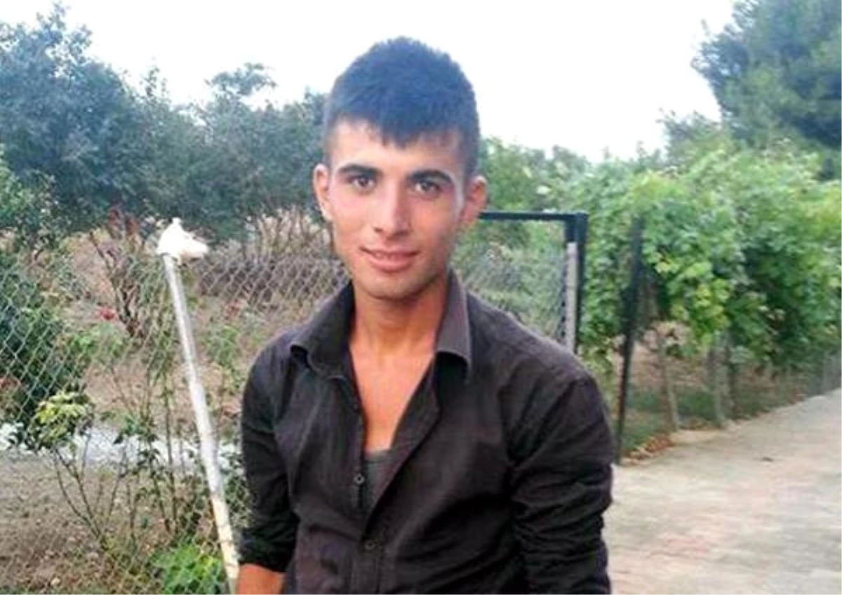 Tarsus\'ta Baraj Gölüne Giren Genç Boğuldu