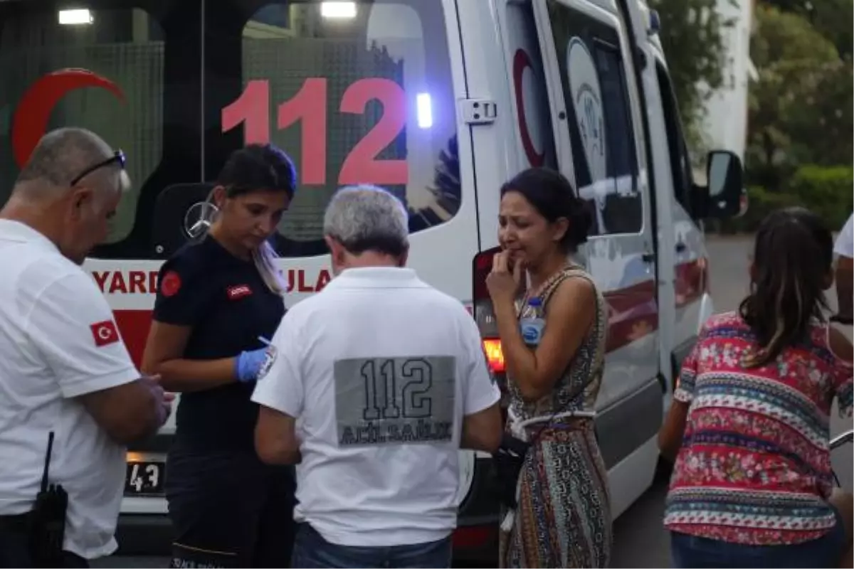 Babasını Öldürdüğü İddiasıyla Aranırken, Çay Bahçesinde Yakalandı