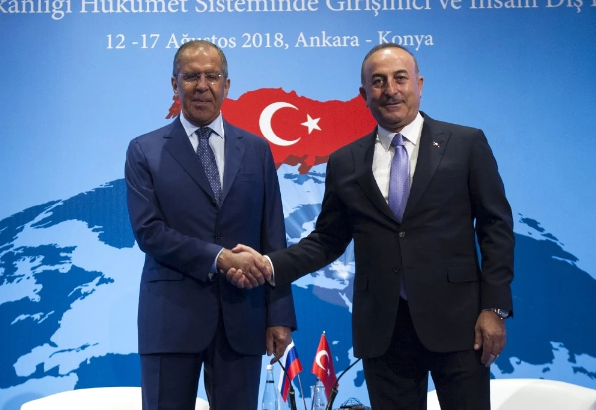 Bakan Çavuşoğlu, Rus Mevkidaşı Lavrov ile Bir Araya Geldi