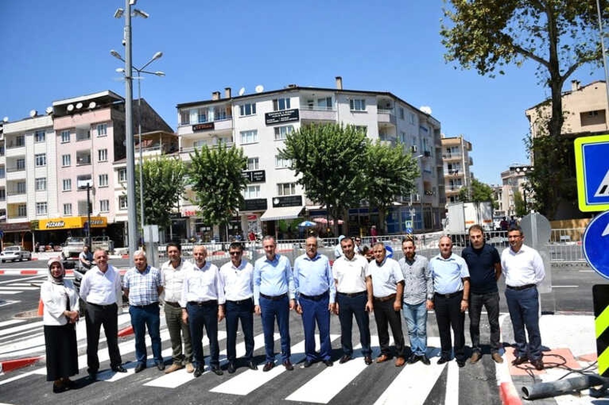 İnegöl\'de Adliye Kavşağında Dönüşüm Tamamlandı