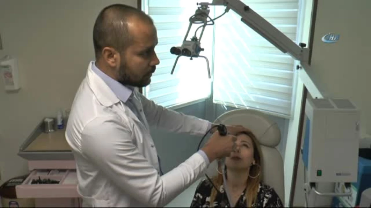 Kulak Ameliyatlarında Cerrahi Kesi ve Dikiş Tarihe Karışıyor