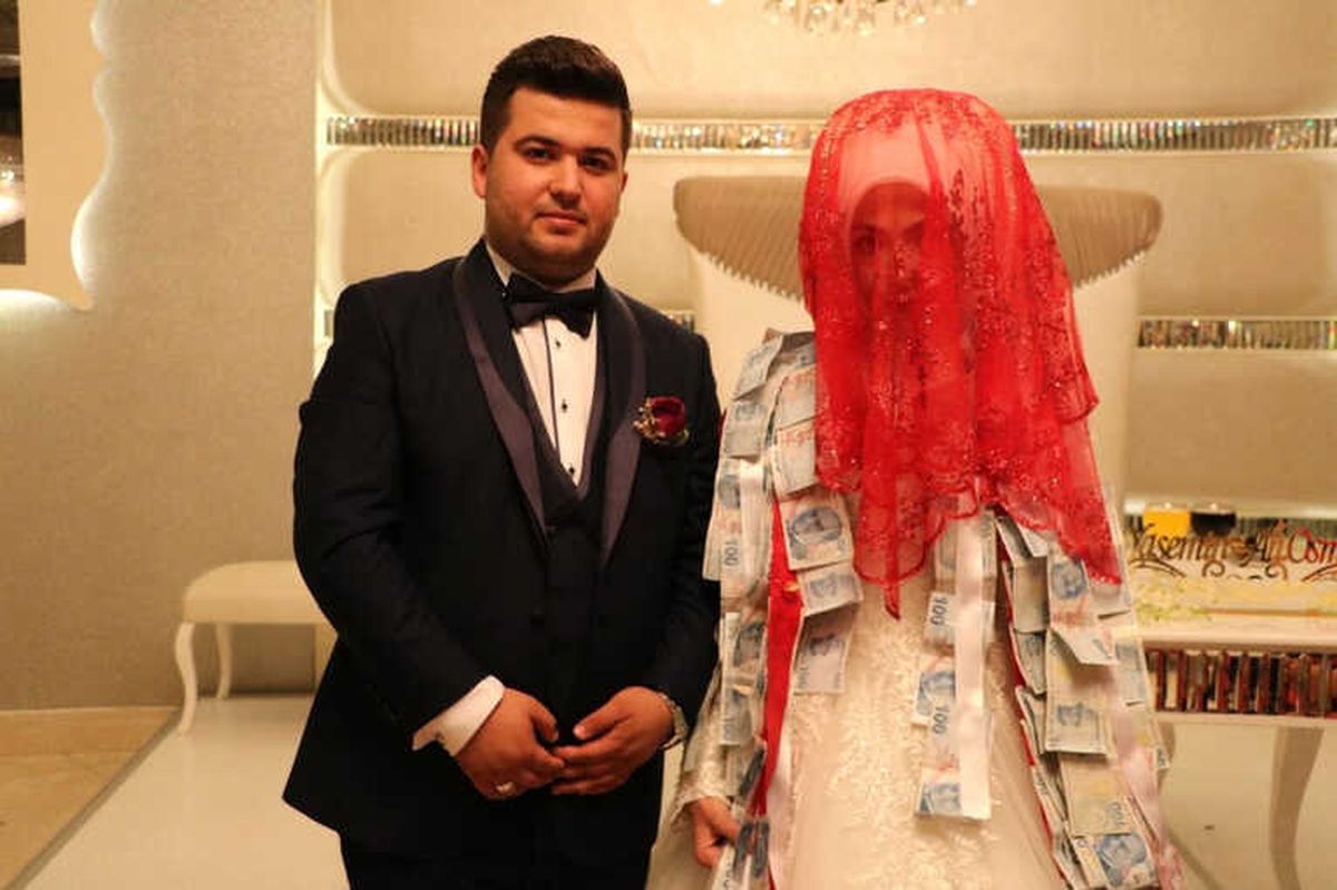 Bu Düğünde Dolar Geçmiyor
