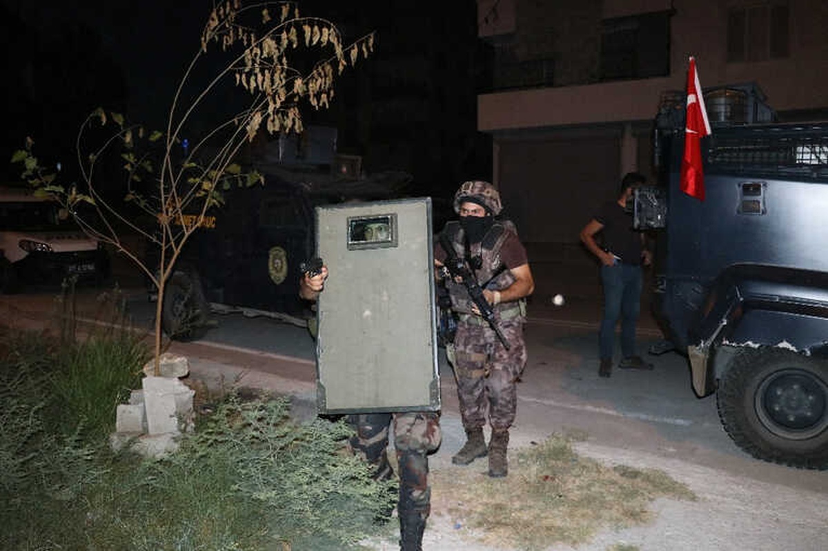 PKK\'ın 15 Ağustos Planına Darbe: 12 Gözaltı