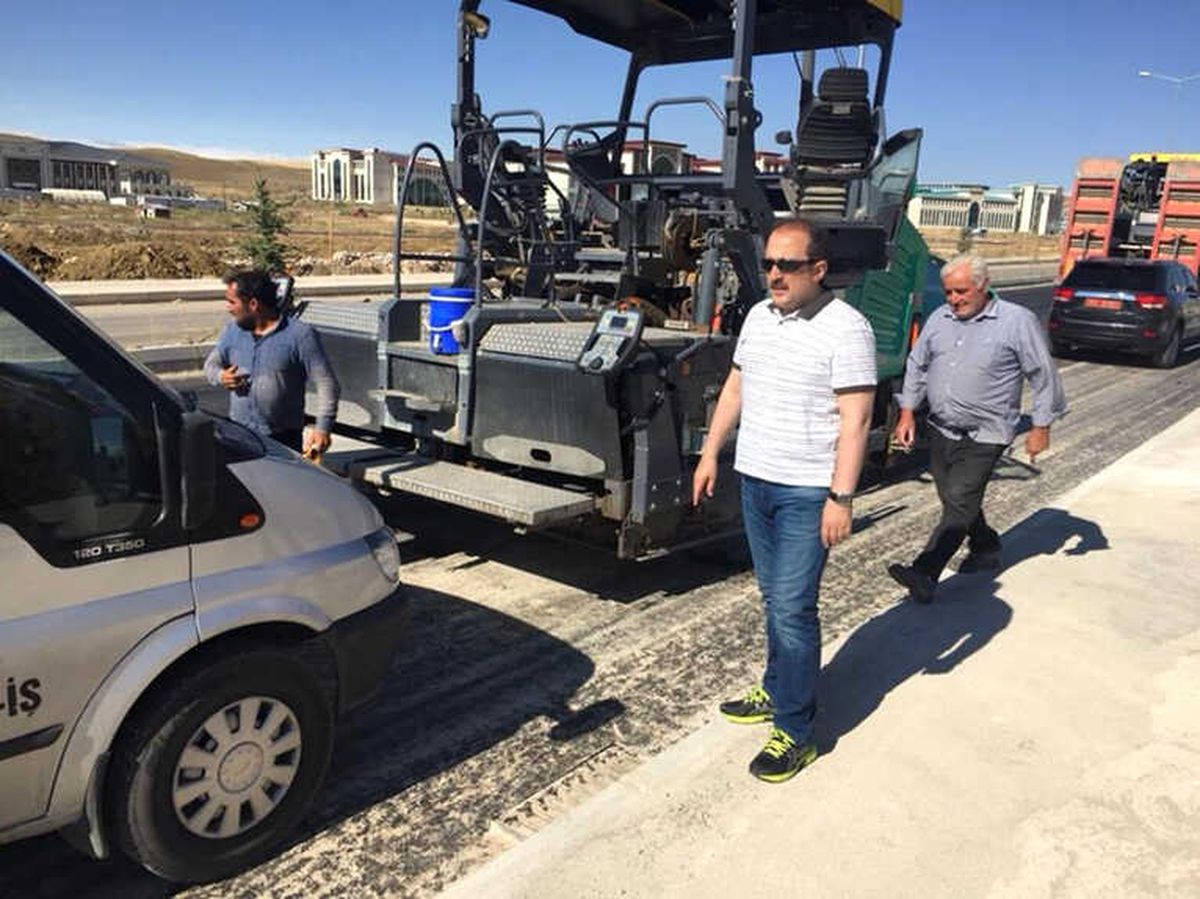 Vali Pehlivan Yol ve Bina İnşaat Çalışmalarını İnceledi