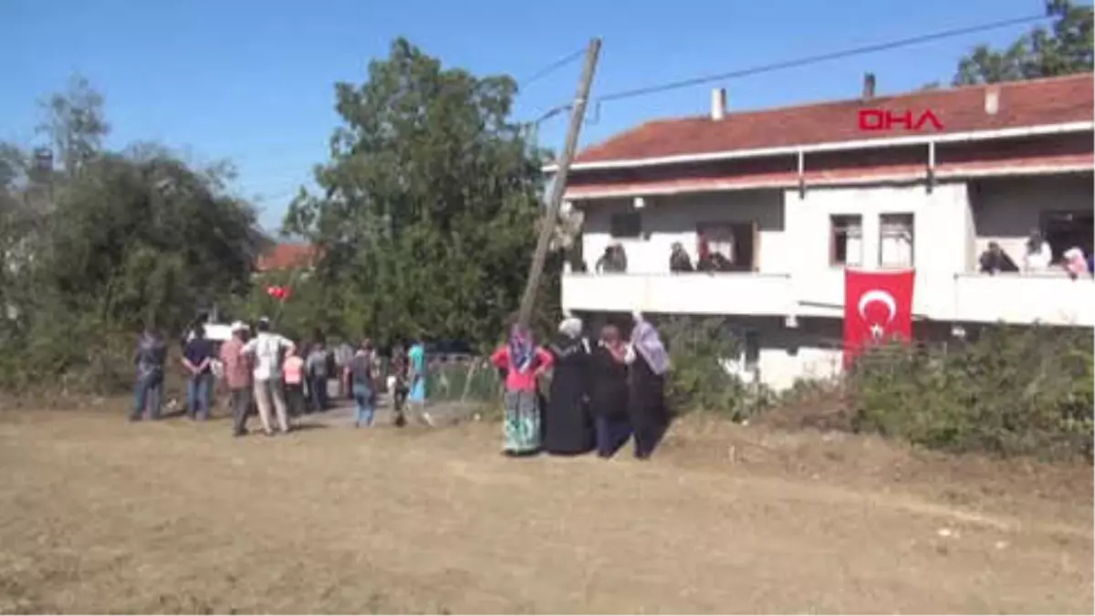 Zonguldak Kalp Krizi Sonucu Şehit Olan Asker Toprağa Verildi