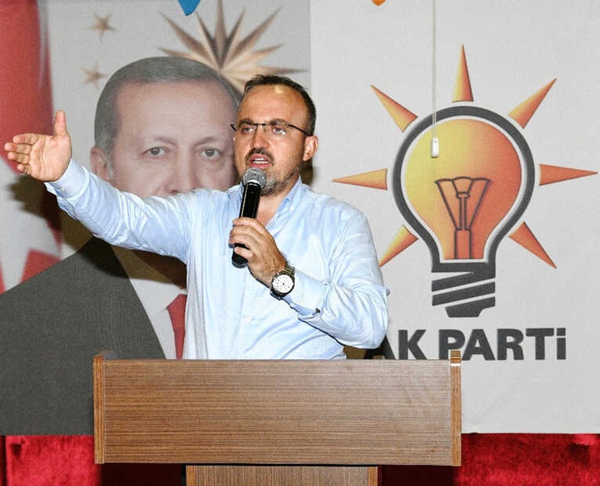 Ak Partili Turan: "Türkiye Batarsa Okyanuslar Karışır"