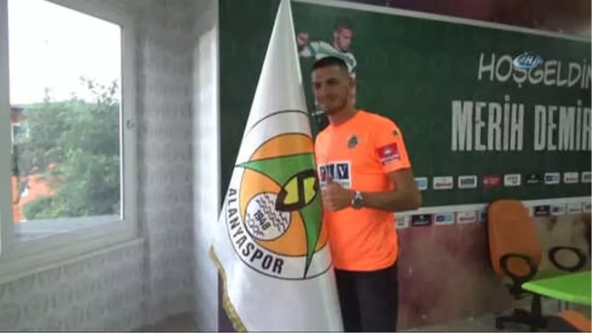 Alanyaspor, Merih Demiral\'ı Kiraladı