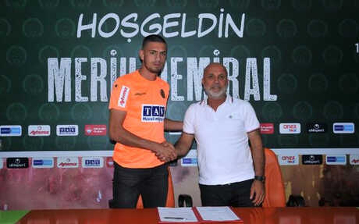 Aytemiz Alanyaspor, Merih Demiral\'ı Kiraladı