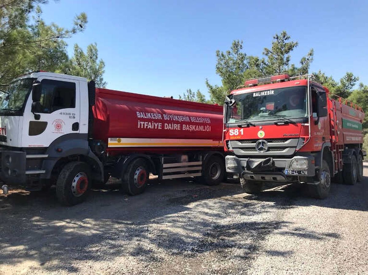 Ayvalık\'ta Bir Yer Daha Yandı