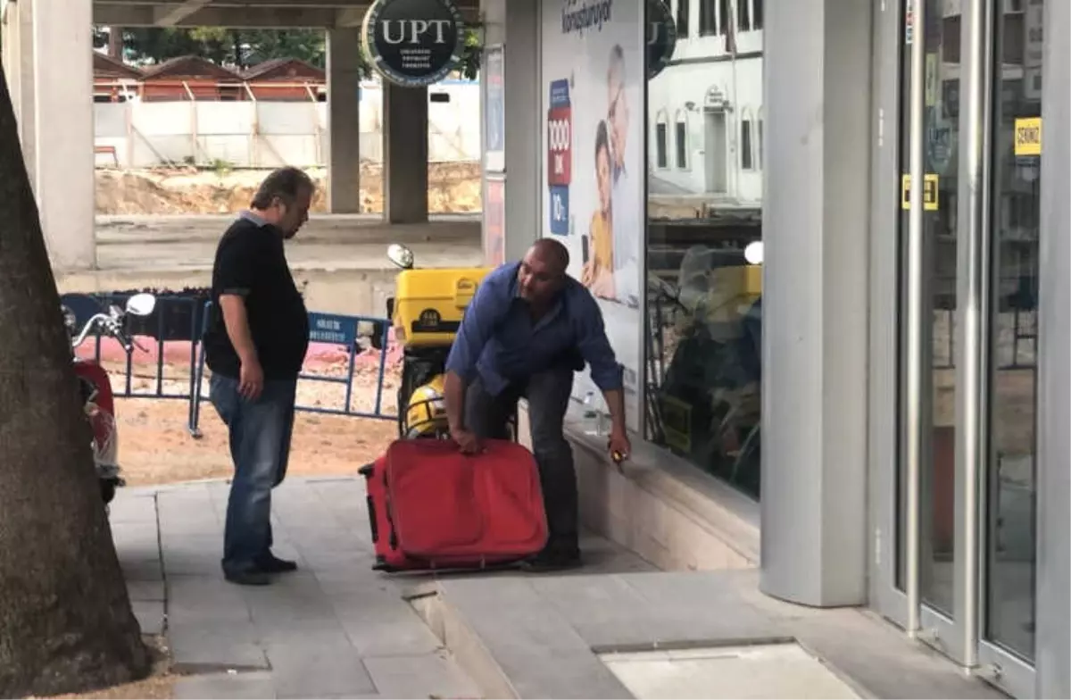 Bilecik\'te Bomba İmha Uzmanının Cesareti Korkuttu