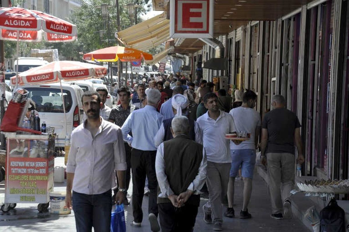 Diyarbakır\'da Bayram Alışverişleri Başladı