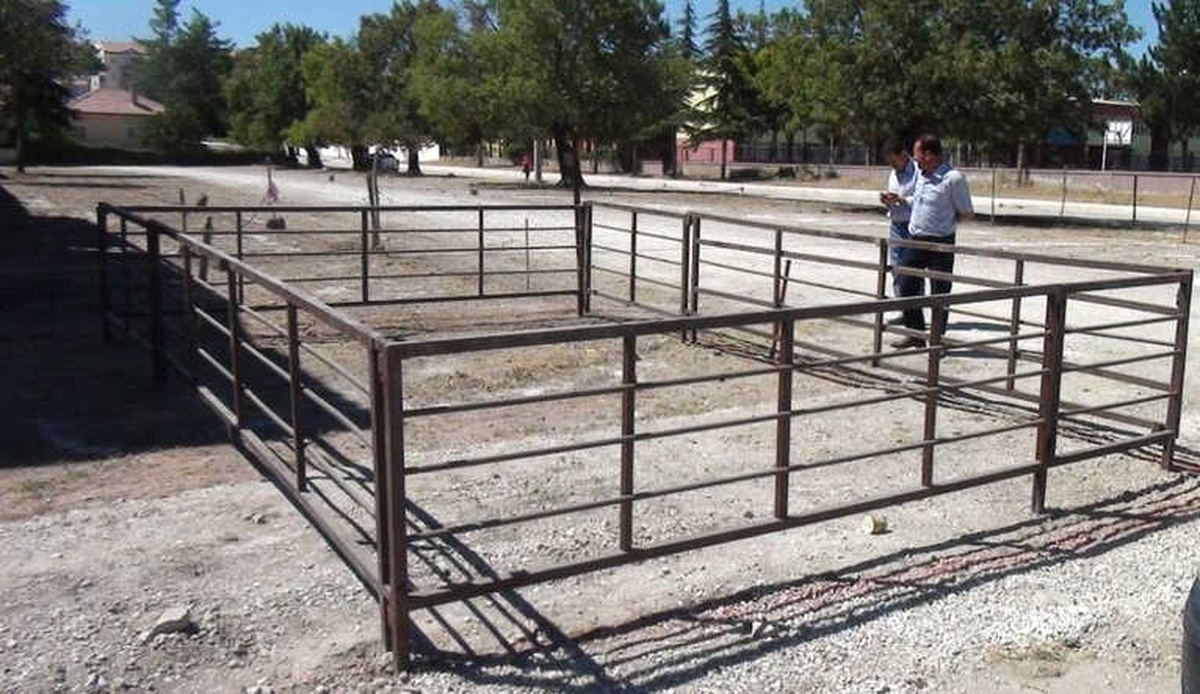 Ereğli\'de Hayvan Pazarının Kurulacağı Alan Hazırlandı