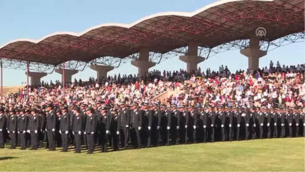 İçişleri Bakanı Soylu, Paem\'in Mezuniyet Törenine Katıldı - Detaylar