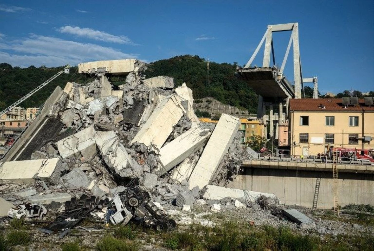 İtalya\'da Çöken Morandi Köprüsü\'nün Kalan Kısımları Yıkılacak