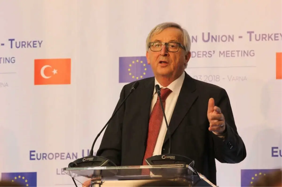 Juncker: "Ab, Türkiye ile İşbirliğine Devam Edecek"