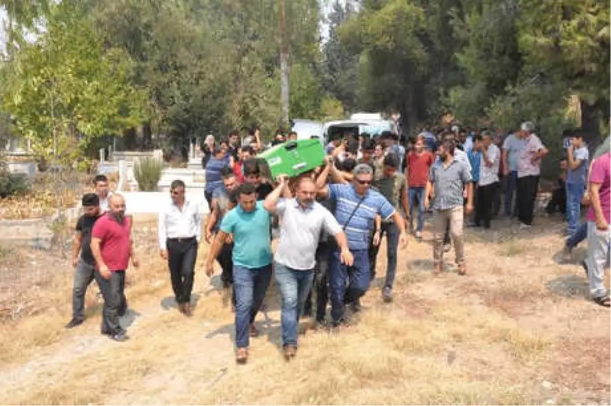 Koyununu Kurtarmak İsterken Kanalda Boğulan Kaan, Toprağa Verildi