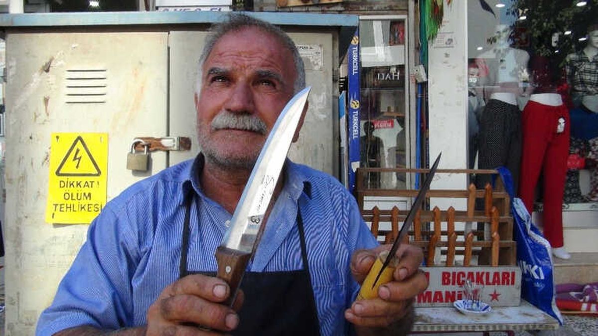 Kurban Bıçakları Bileniyor