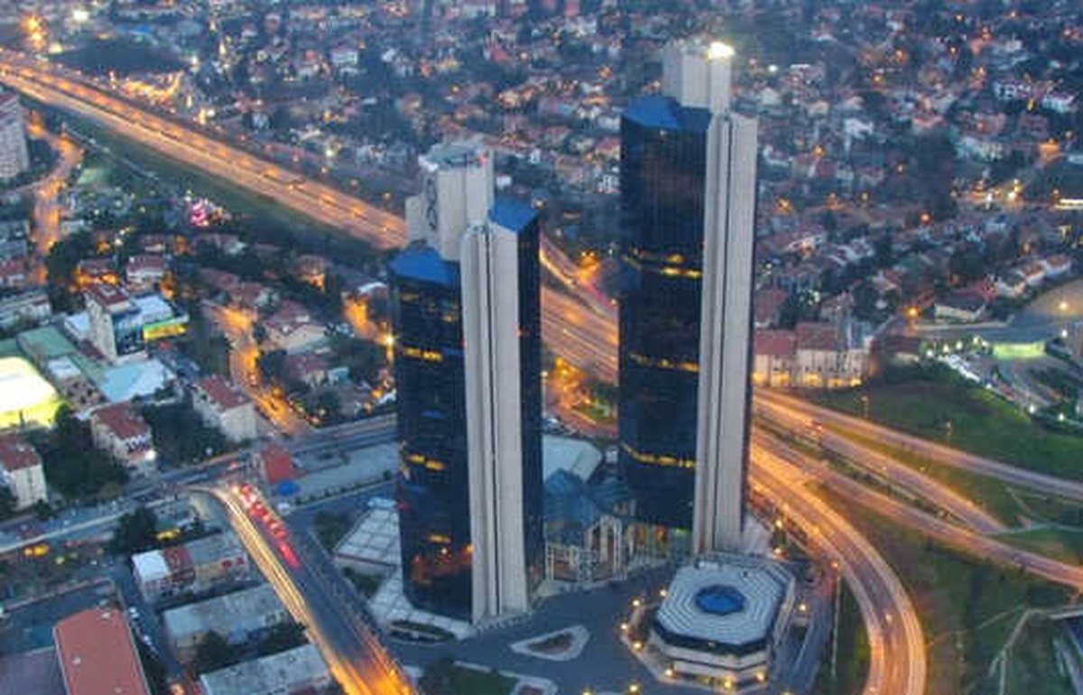 Sabancı Holding\'in Net Kârı 1.2 Milyar Liraya Yükseldi