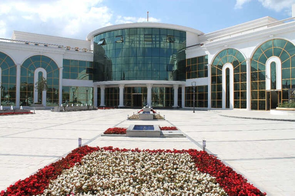 Serdivan Belediyesi\'nden ABD Mallarına Boykot Kararı