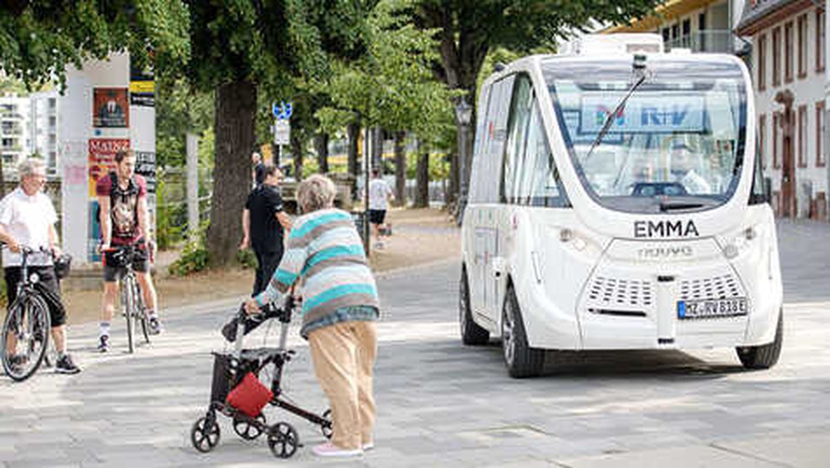 Sürücüsüz Otobüs, Yola Çıktı