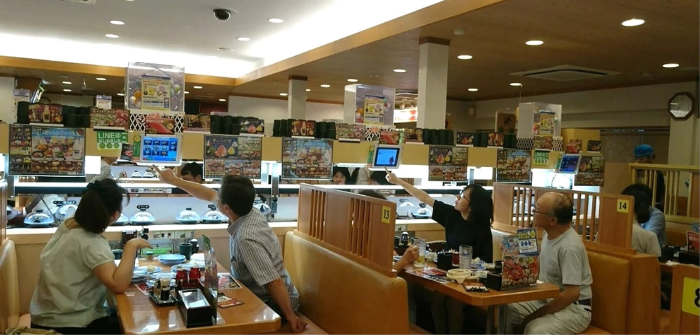 Tokyo\'nun Garsonsuz "Jetgil" Restoranları
