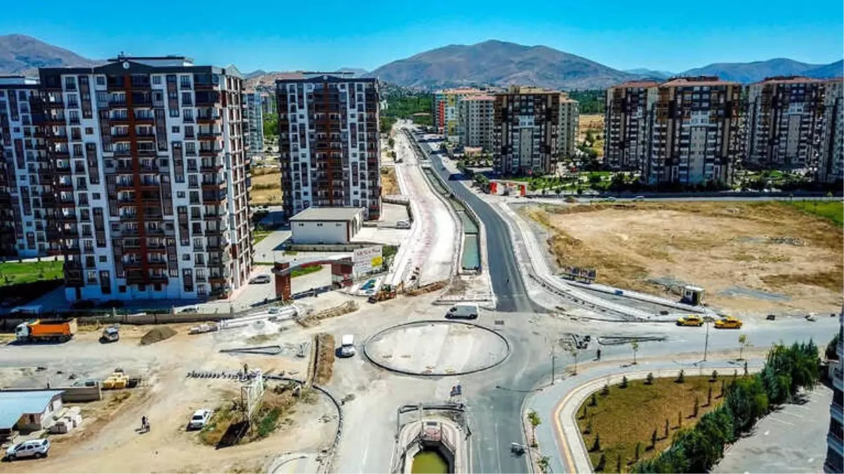 Barguzu Caddesi Düzenleniyor