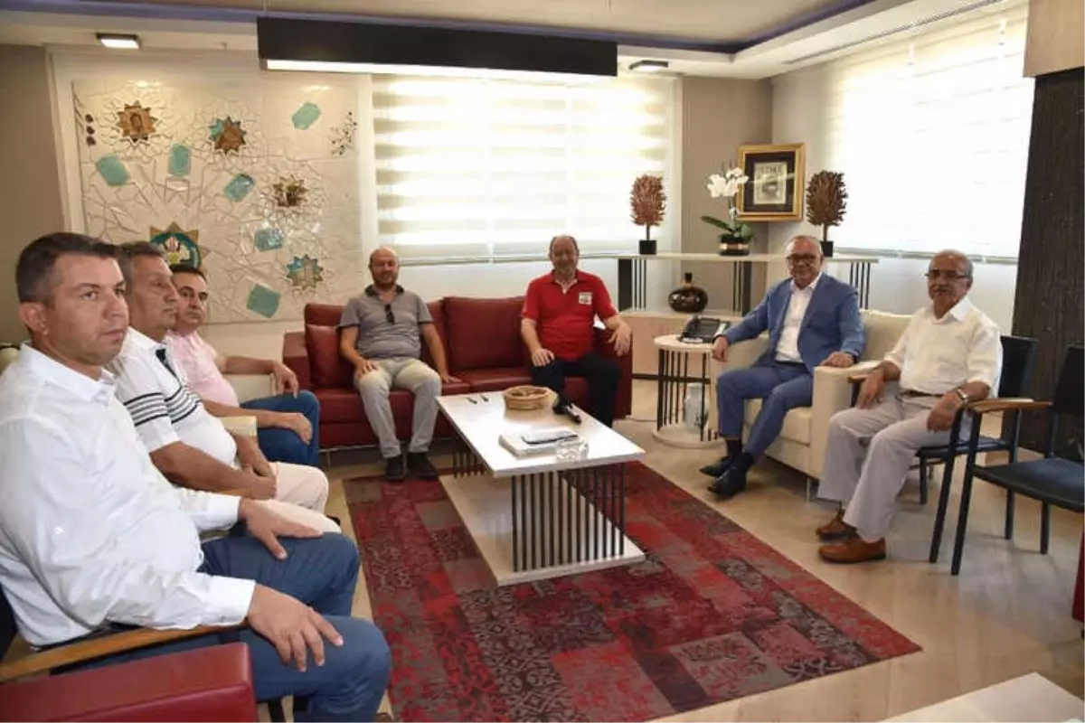 Başkan Ergün\'den Türk Kızılayı\'nın Kurban Bağışına Destek