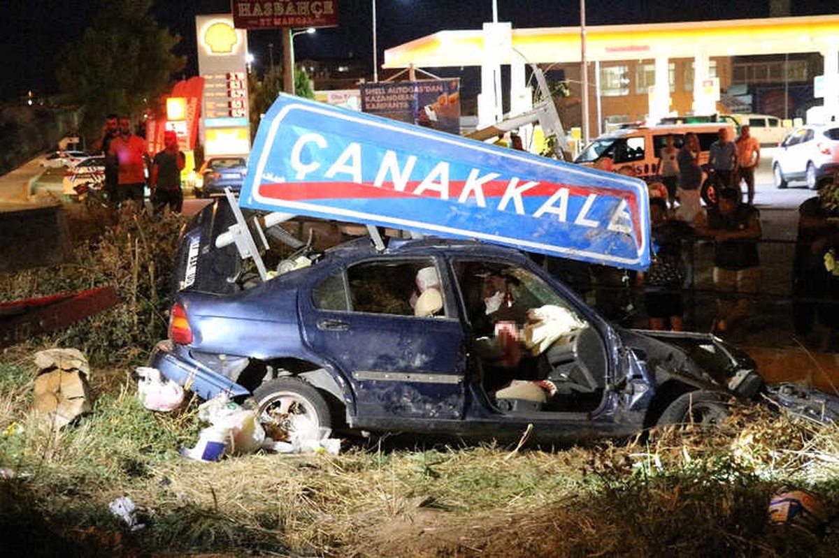 Çanakkale\'de Feci Kaza: 1 Ölü