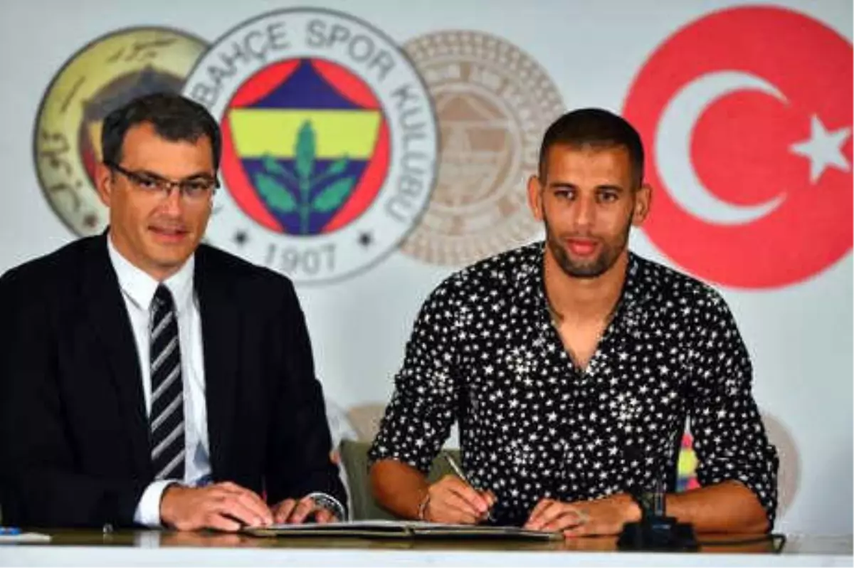 Fenerbahçe\'nin Yeni Transferi Slimani İmzayı Attı