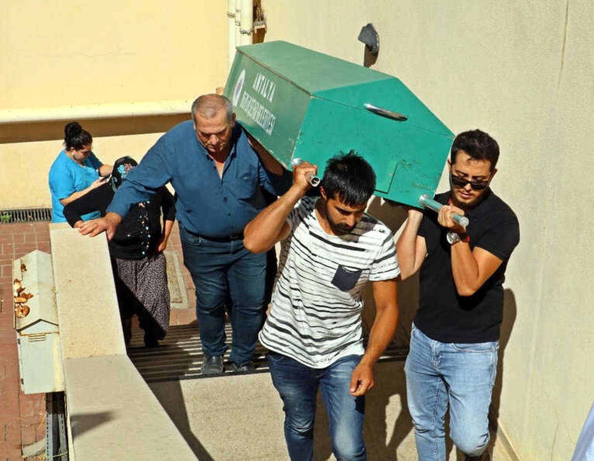 Furkan\'ın Cenazesi Yakınları Tarafından Alındı