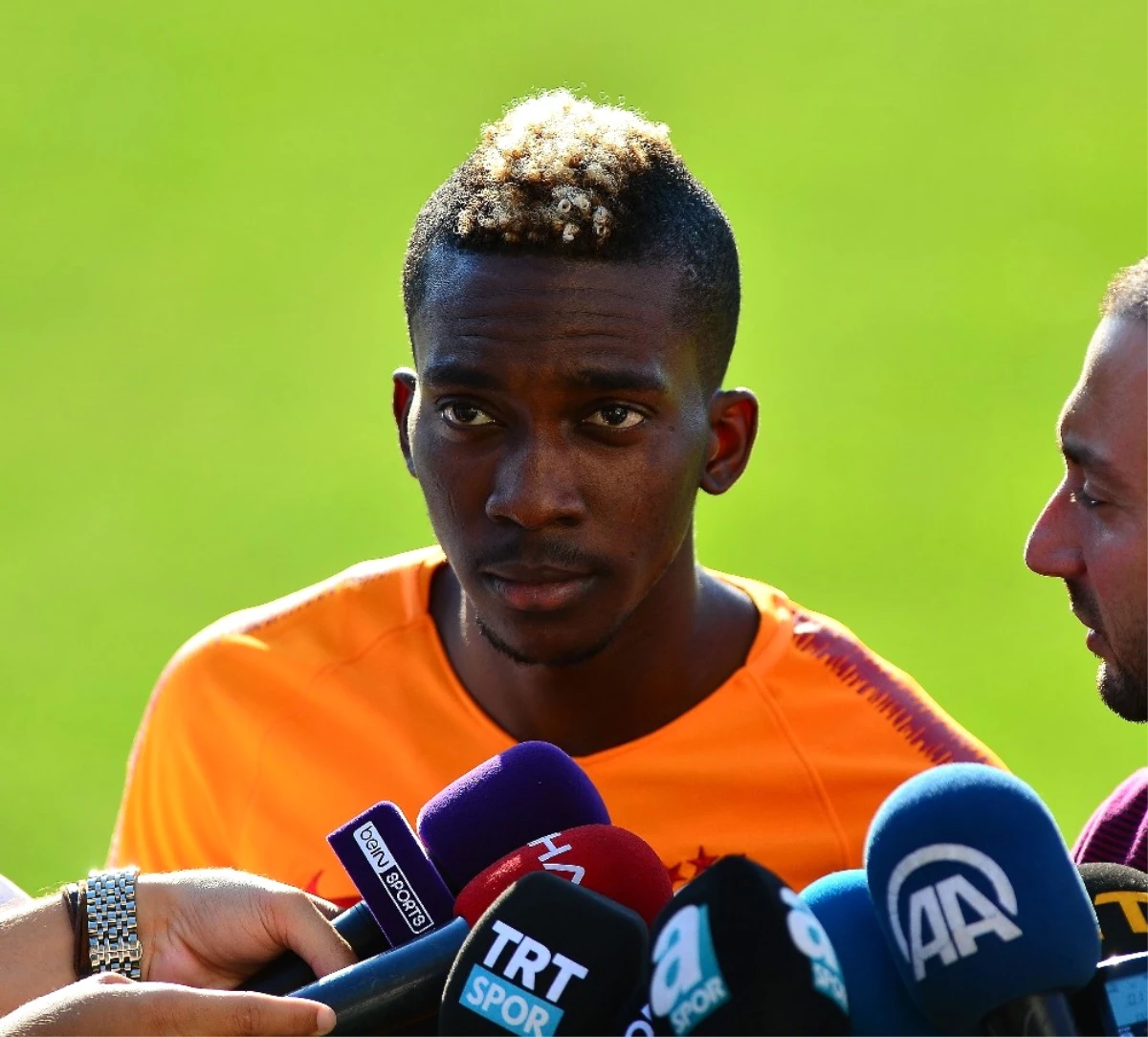 Galatasaray\'ın Yıldızı Henry Onyekuru: Şampiyonlar Liginde Oynamak İçin Sabırsızlanıyorum