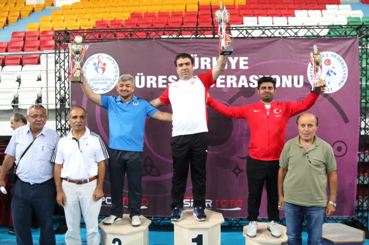 Kağıtspor Tarihinde Bir İlk