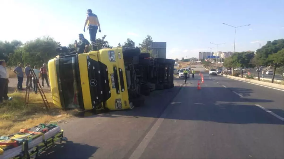 Kırıkkale\'de Trafik Kazaları: 5 Yaralı