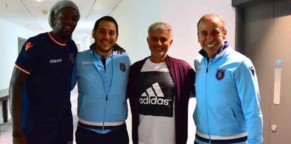 Mourinho, Abdullah Avcı ve Adebayor ile Buluştu